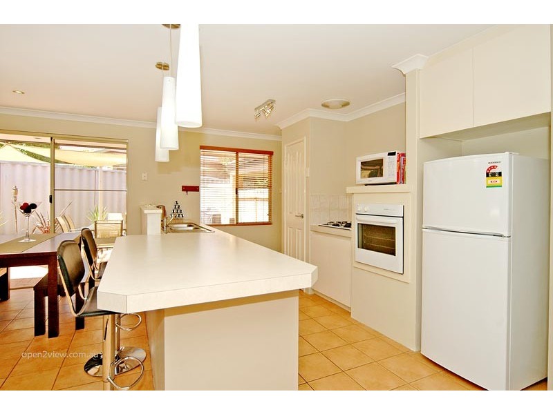 3 Carwoola Cir, Carramar WA 6031