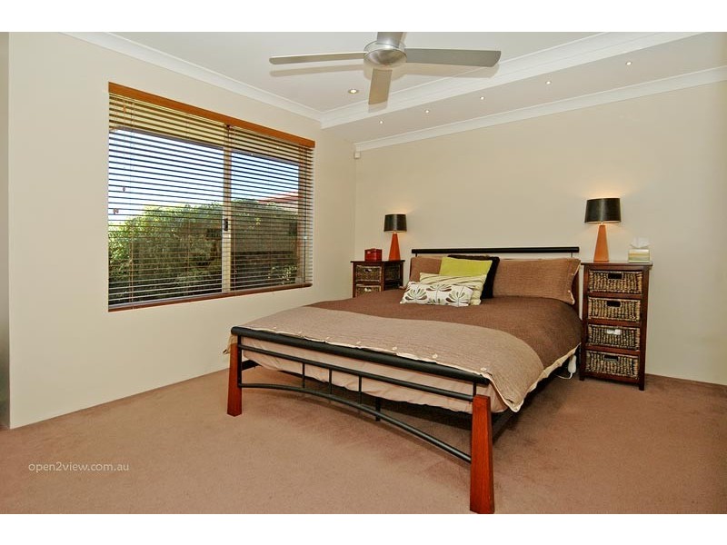 3 Carwoola Cir, Carramar WA 6031