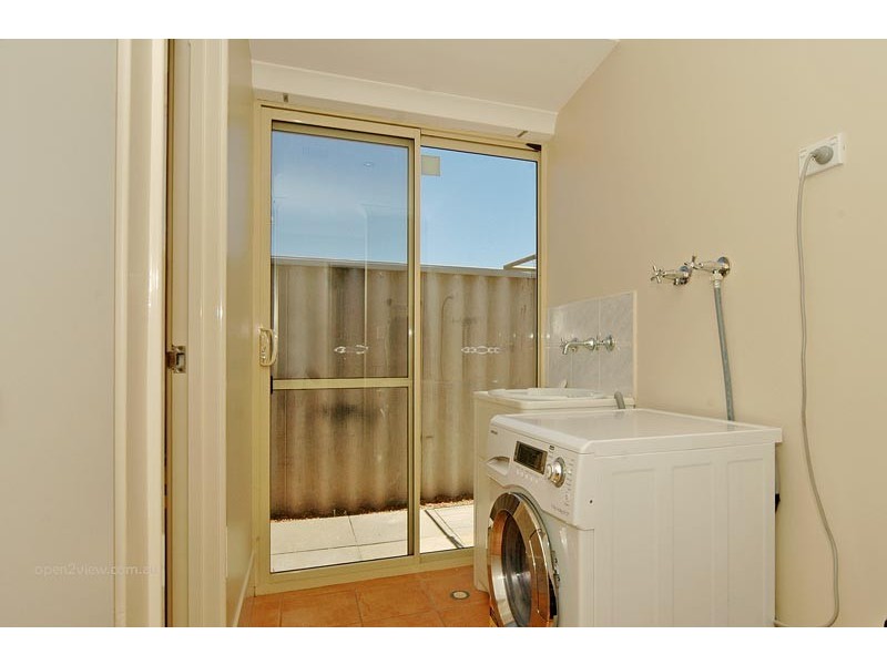 3 Carwoola Cir, Carramar WA 6031