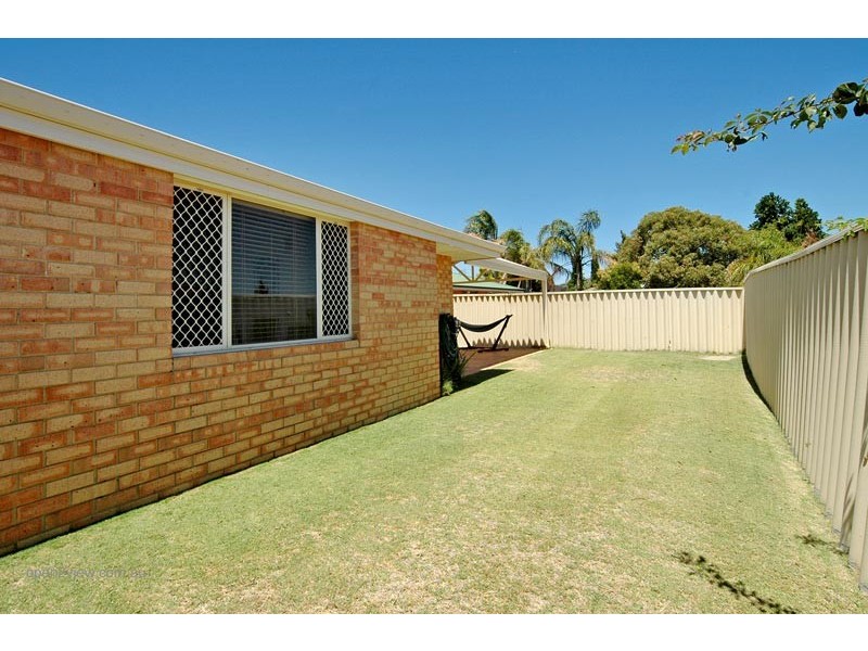 63 Mallina Circuit, Carramar WA 6031