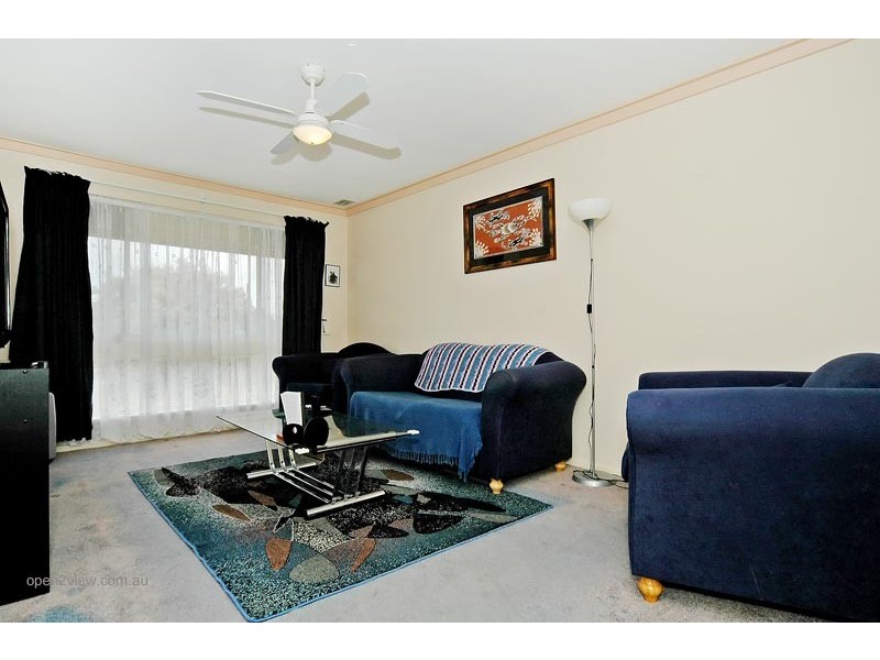 10 Elizabeth Rd, Wanneroo WA 6065
