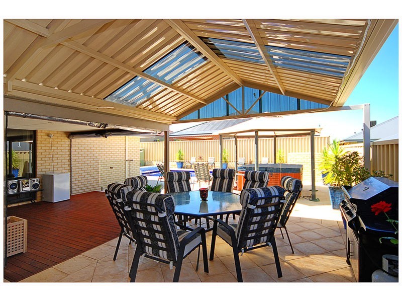 16  Baglione Green, Tapping WA 6065