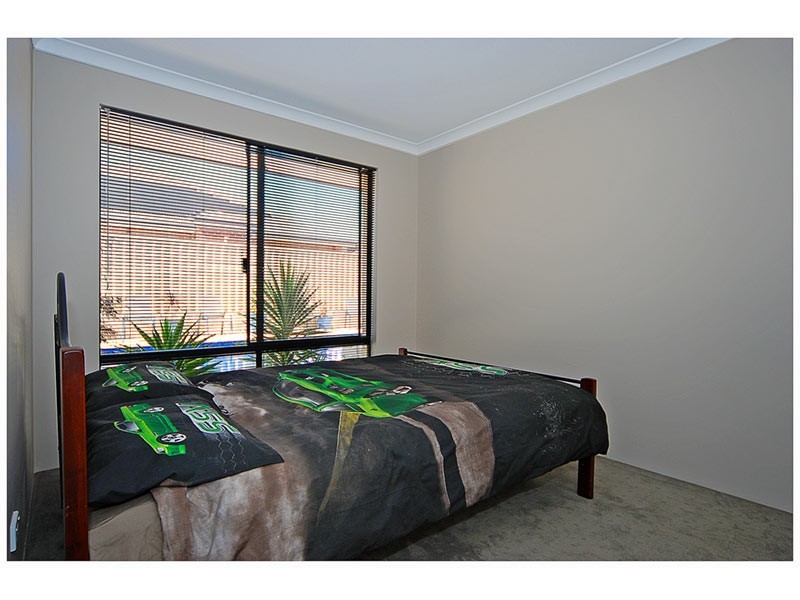 16  Baglione Green, Tapping WA 6065