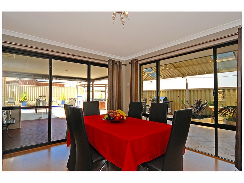 16  Baglione Green, Tapping WA 6065