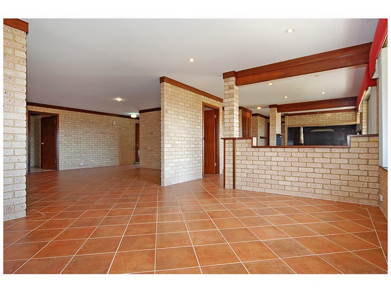 17 Piper Street, Quinns Rocks WA 6030