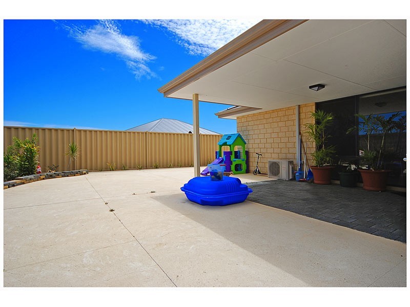 1 Kinvara Way, Ridgewood WA 6030