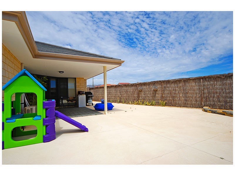 1 Kinvara Way, Ridgewood WA 6030