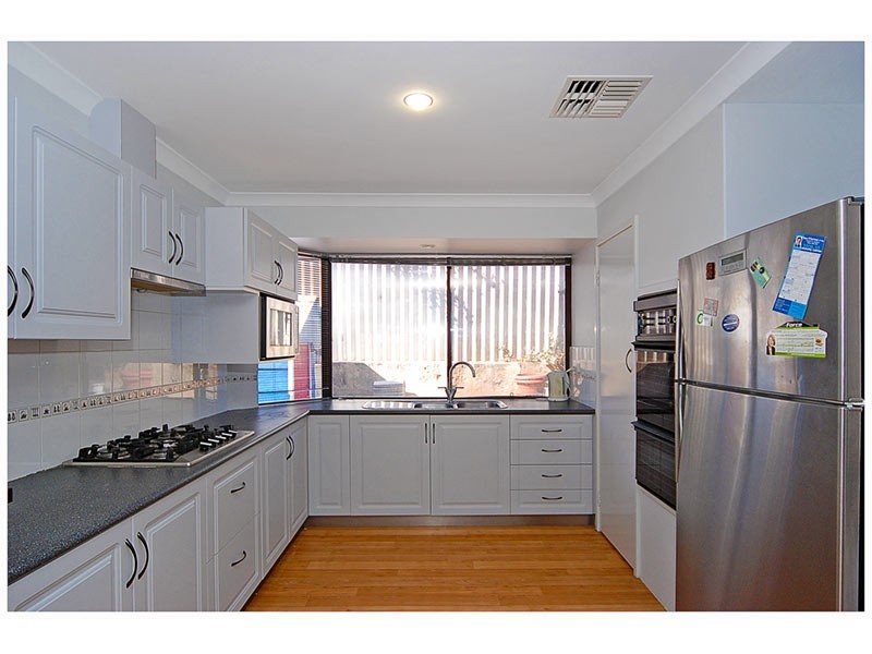 4 Redbud Trail, Edgewater WA 6027