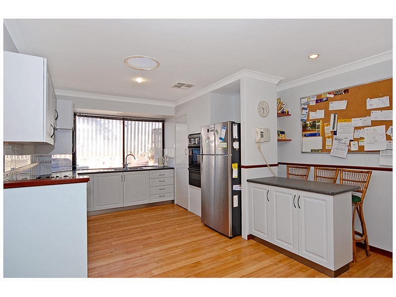 4 Redbud Trail, Edgewater WA 6027