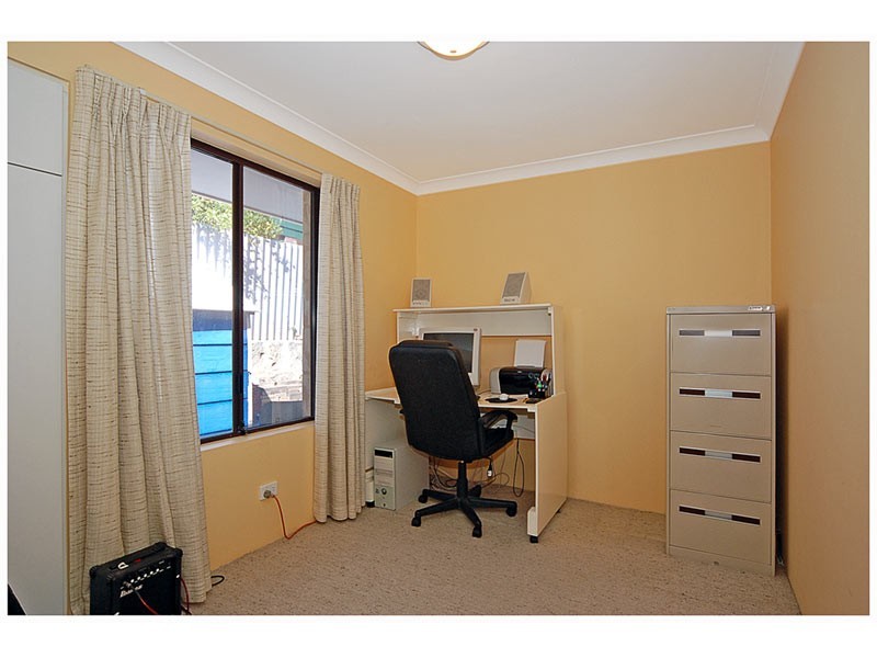 4 Redbud Trail, Edgewater WA 6027