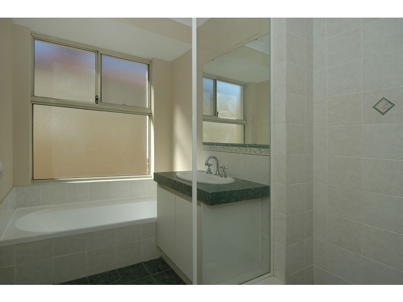 36 Jindare Loop, Carramar WA 6031