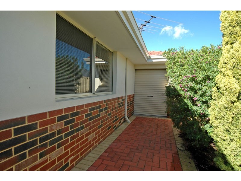 36 Jindare Loop, Carramar WA 6031