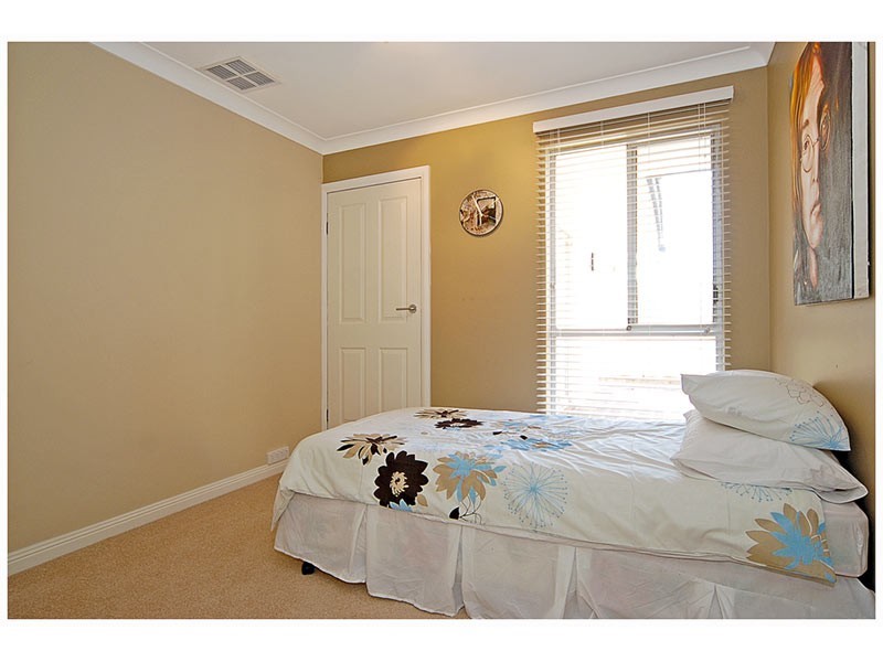 41 Wanjina Cr, Wanneroo WA 6065