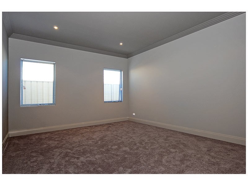 5 Calita Pass, Carramar WA 6031