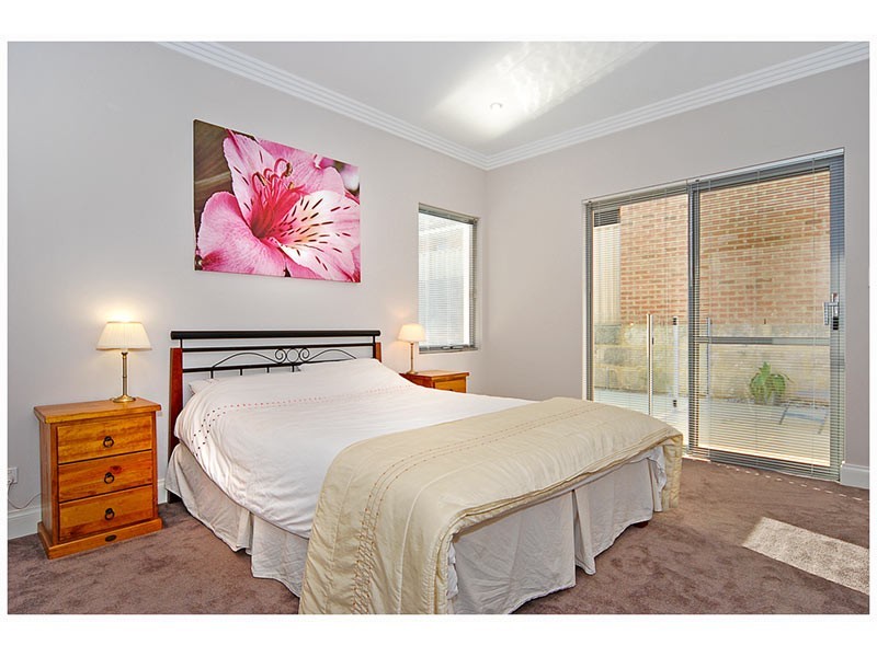 5 Calita Pass, Carramar WA 6031