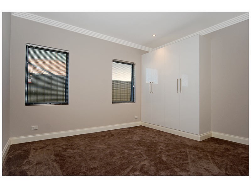5 Calita Pass, Carramar WA 6031