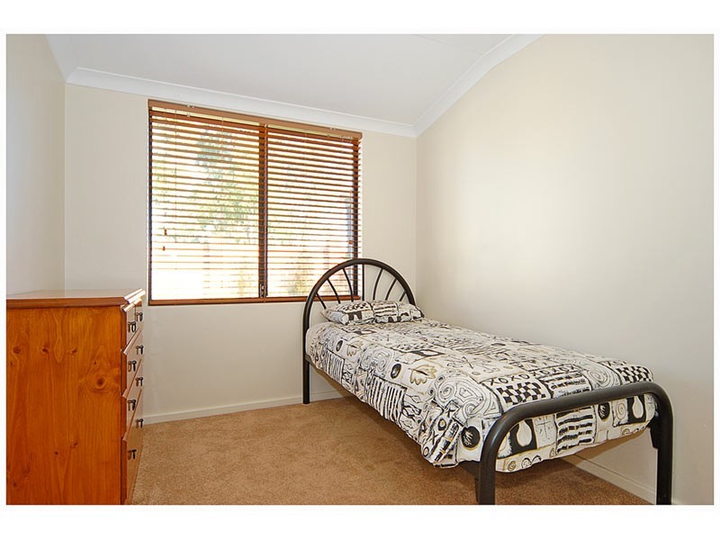 61 Jindare Loop, Carramar WA 6031