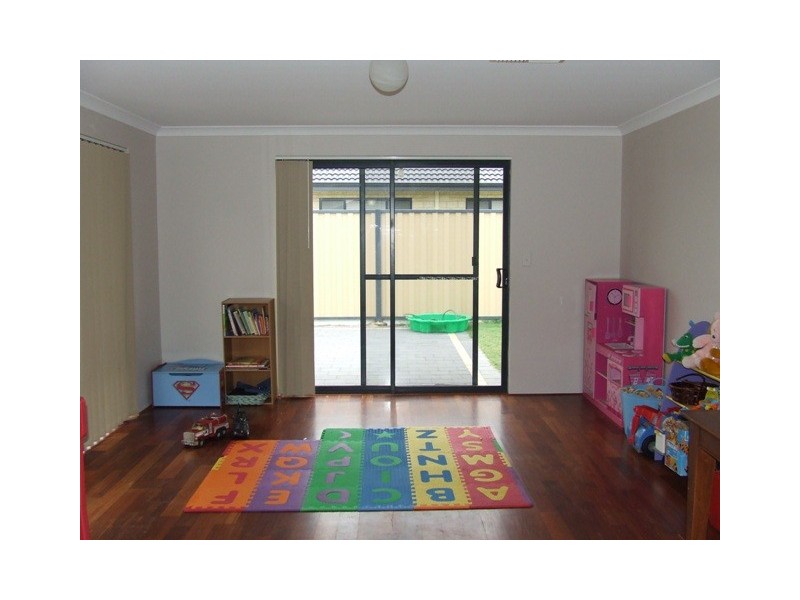 23 Goshawk Street, Tapping WA 6065