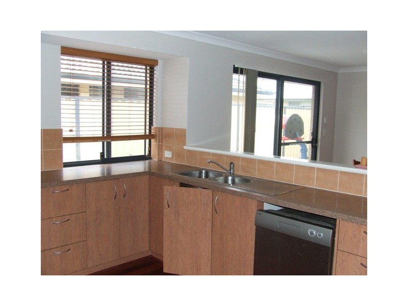 23 Goshawk Street, Tapping WA 6065