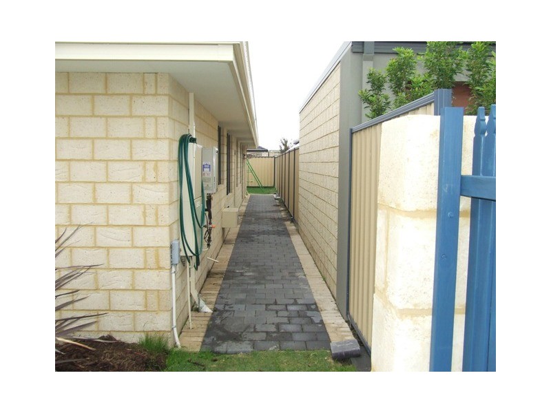 23 Goshawk Street, Tapping WA 6065