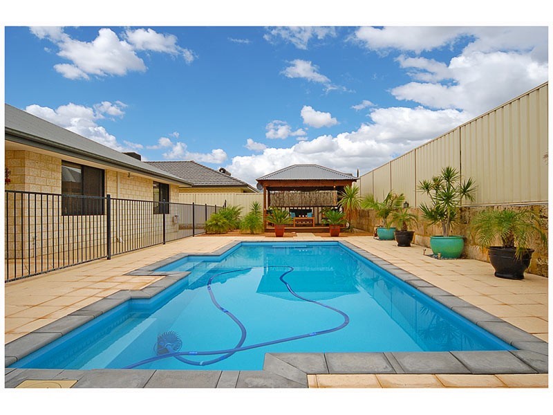 63 Yandella Promenade, Tapping WA 6065