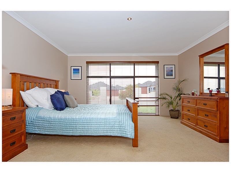63 Yandella Promenade, Tapping WA 6065