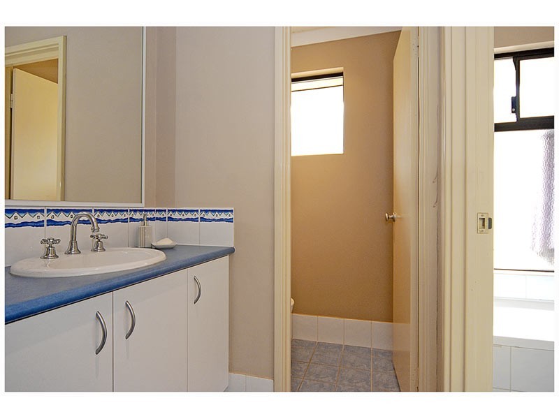 63 Yandella Promenade, Tapping WA 6065