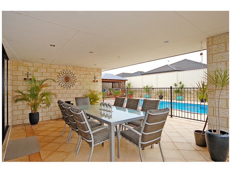 63 Yandella Promenade, Tapping WA 6065