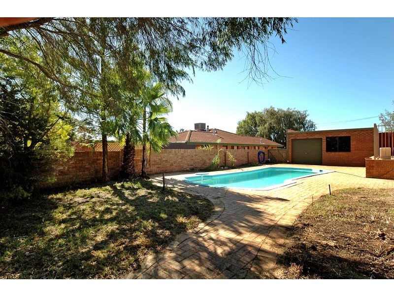 3 Caprice Place, Heathridge WA 6027