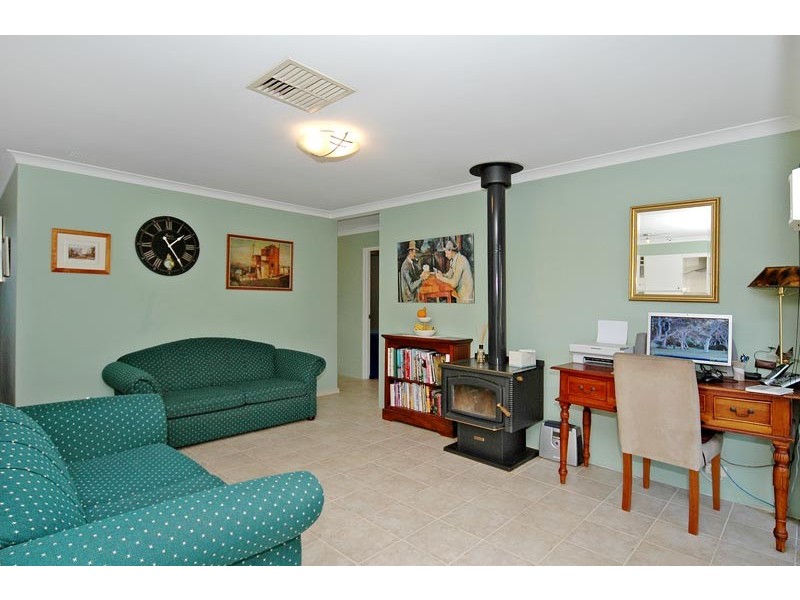 43  Balladong Loop, Carramar WA 6031