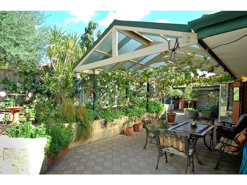 43  Balladong Loop, Carramar WA 6031