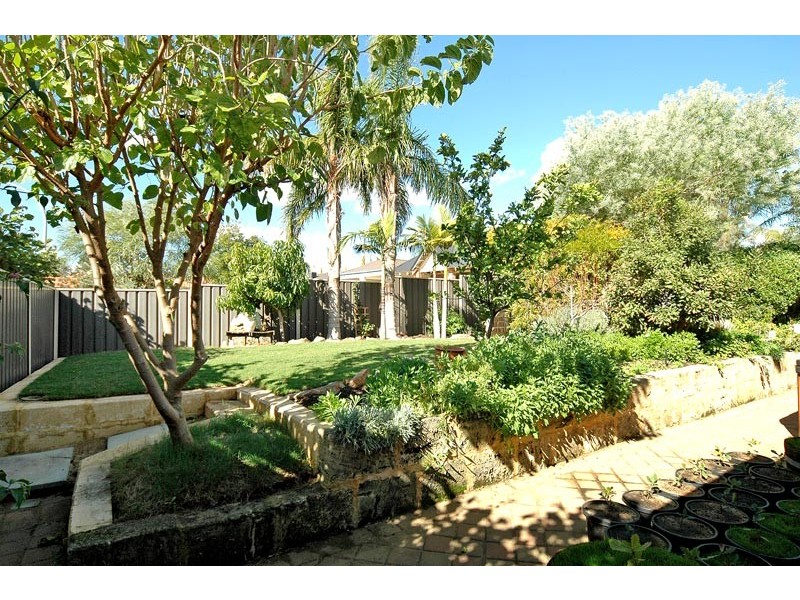 43  Balladong Loop, Carramar WA 6031