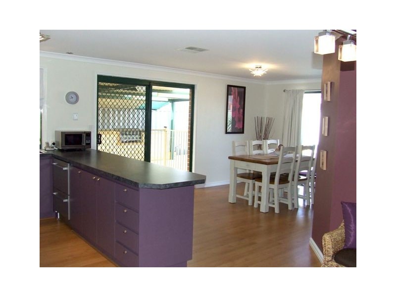 7 Repens Way, Banksia Grove WA 6031