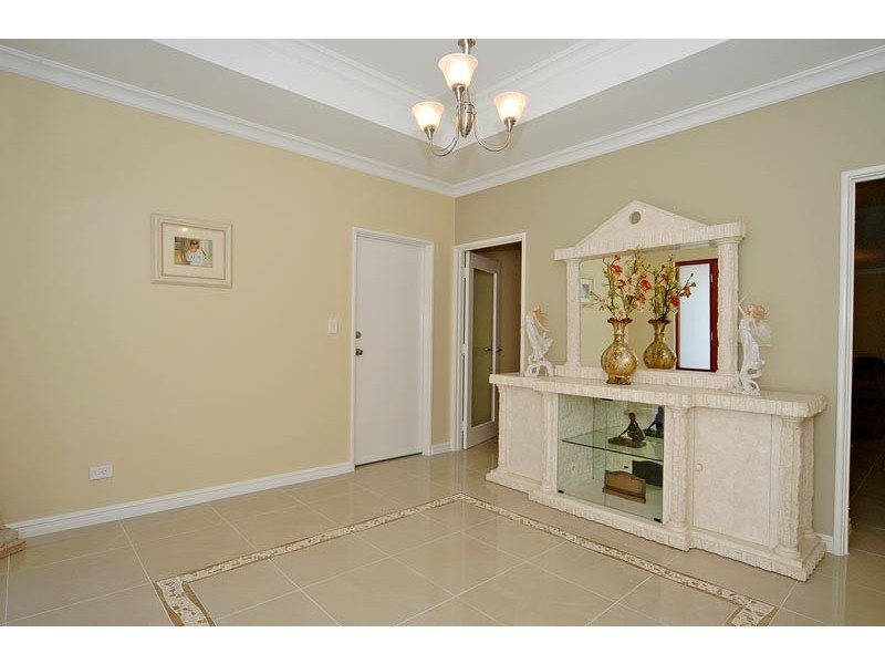 194 Golf Links Drive, Carramar WA 6031