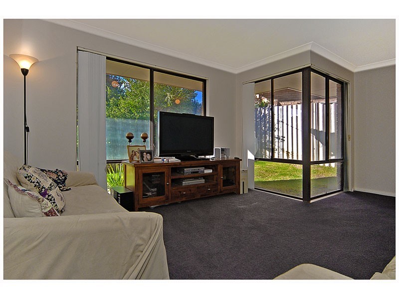 6 Gallop Close, Heathridge WA 6027