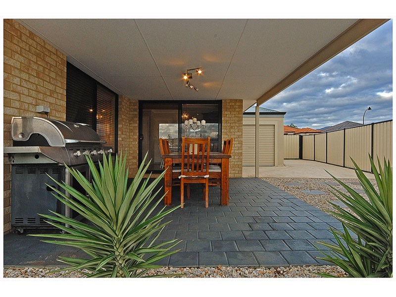 9 Harmony Avenue, Clarkson WA 6030
