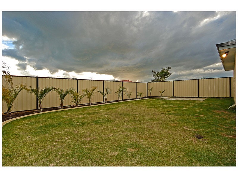 9 Harmony Avenue, Clarkson WA 6030