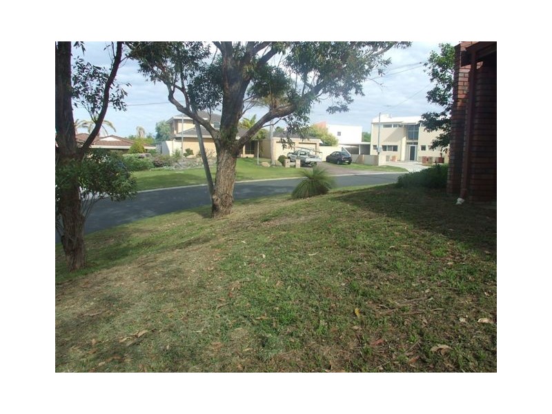 7 Ostle Street, Mullaloo WA 6027