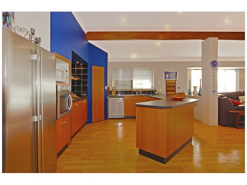 127 St Barnabas Boulevard, Quinns Rocks WA 6030