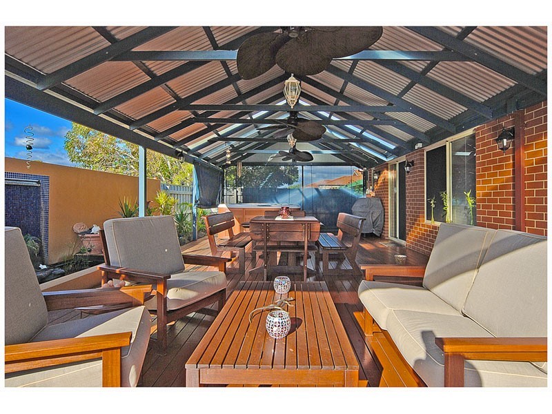 127 St Barnabas Boulevard, Quinns Rocks WA 6030