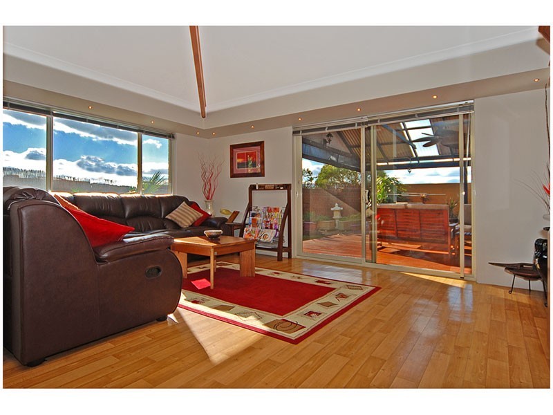 127 St Barnabas Boulevard, Quinns Rocks WA 6030