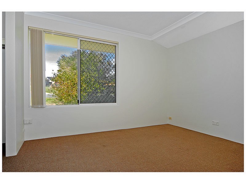 6 Bateson Heights, Clarkson WA 6030