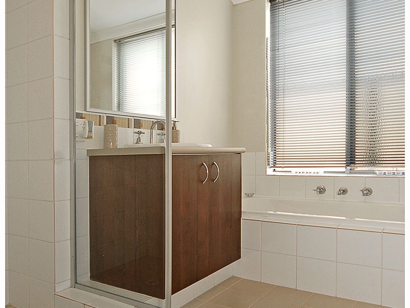 83 Yandella Promenade, Tapping WA 6065