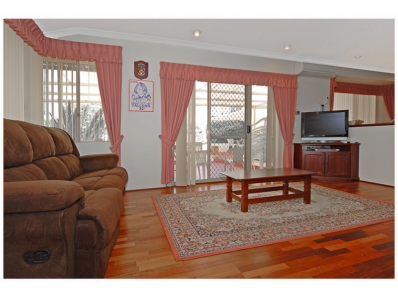 18 Utah Grove, Joondalup WA 6027