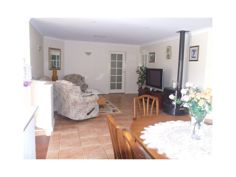 39 Houghton Drive, Carramar WA 6031