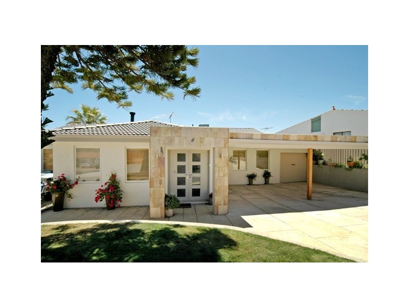 33 Koombana Way, Kallaroo WA 6025