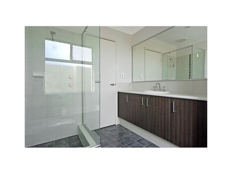 4/15 Crosthwait Circle, Tapping WA 6065