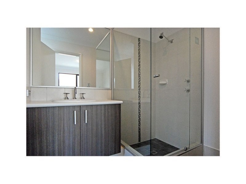 4/15 Crosthwait Circle, Tapping WA 6065