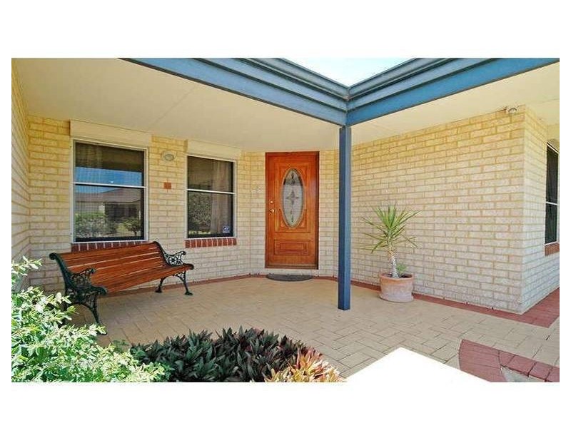 6  Bluff Way, Mindarie WA 6030