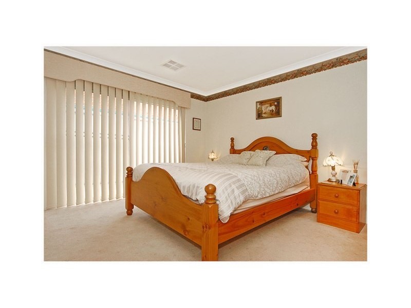 38 Clarafield Meander, Tapping WA 6065